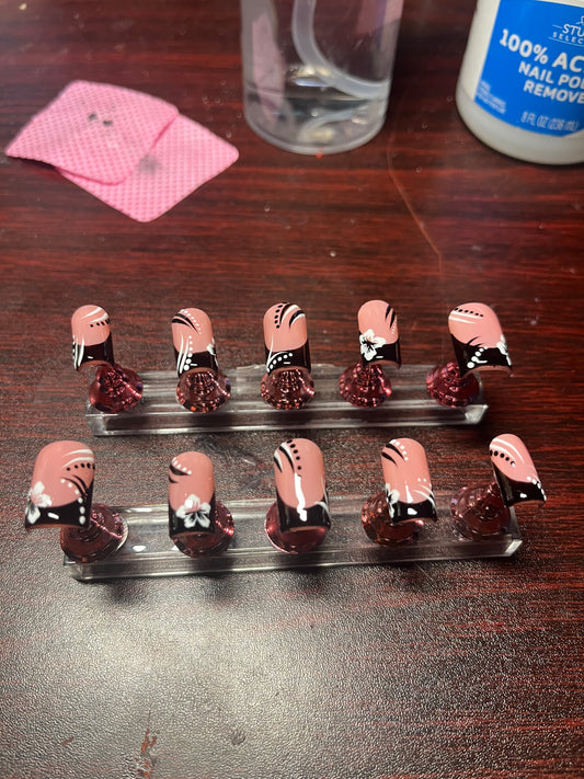 Medium Black tip with Designs